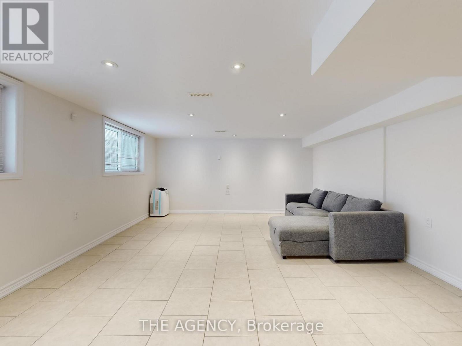 54 Manorglen Crescent, Toronto, Ontario  M1S 1W4 - Photo 16 - E12755532