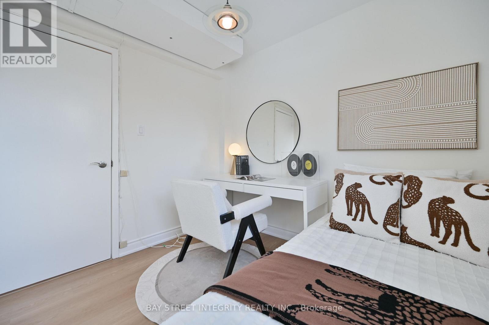 85 Angus Drive, Toronto, Ontario  M2J 2W9 - Photo 12 - C12756692