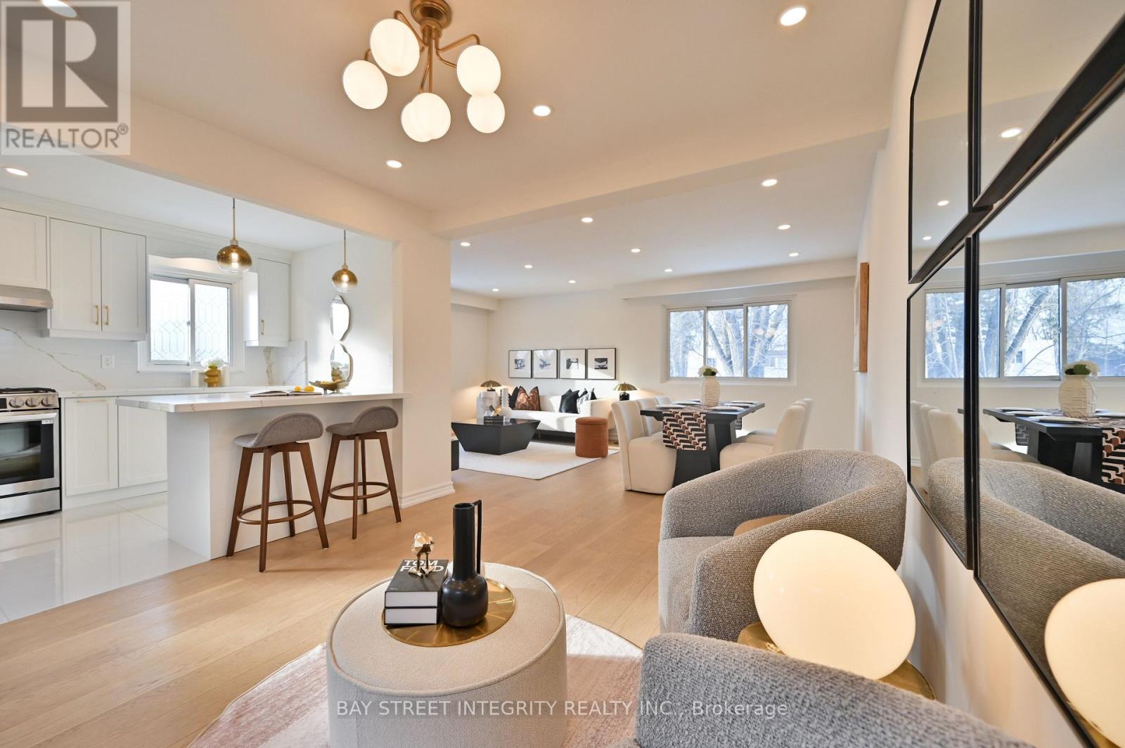 85 Angus Drive, Toronto, Ontario  M2J 2W9 - Photo 15 - C12756692