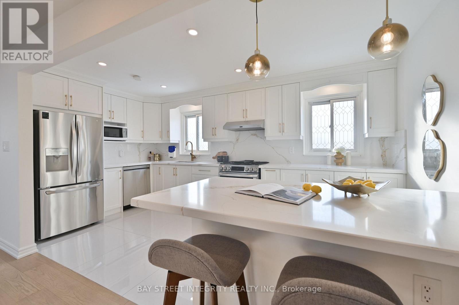 85 Angus Drive, Toronto, Ontario  M2J 2W9 - Photo 30 - C12756692