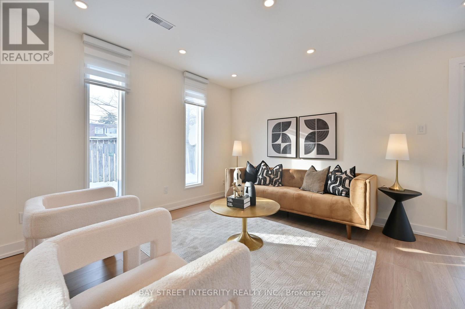 85 Angus Drive, Toronto, Ontario  M2J 2W9 - Photo 6 - C12756692