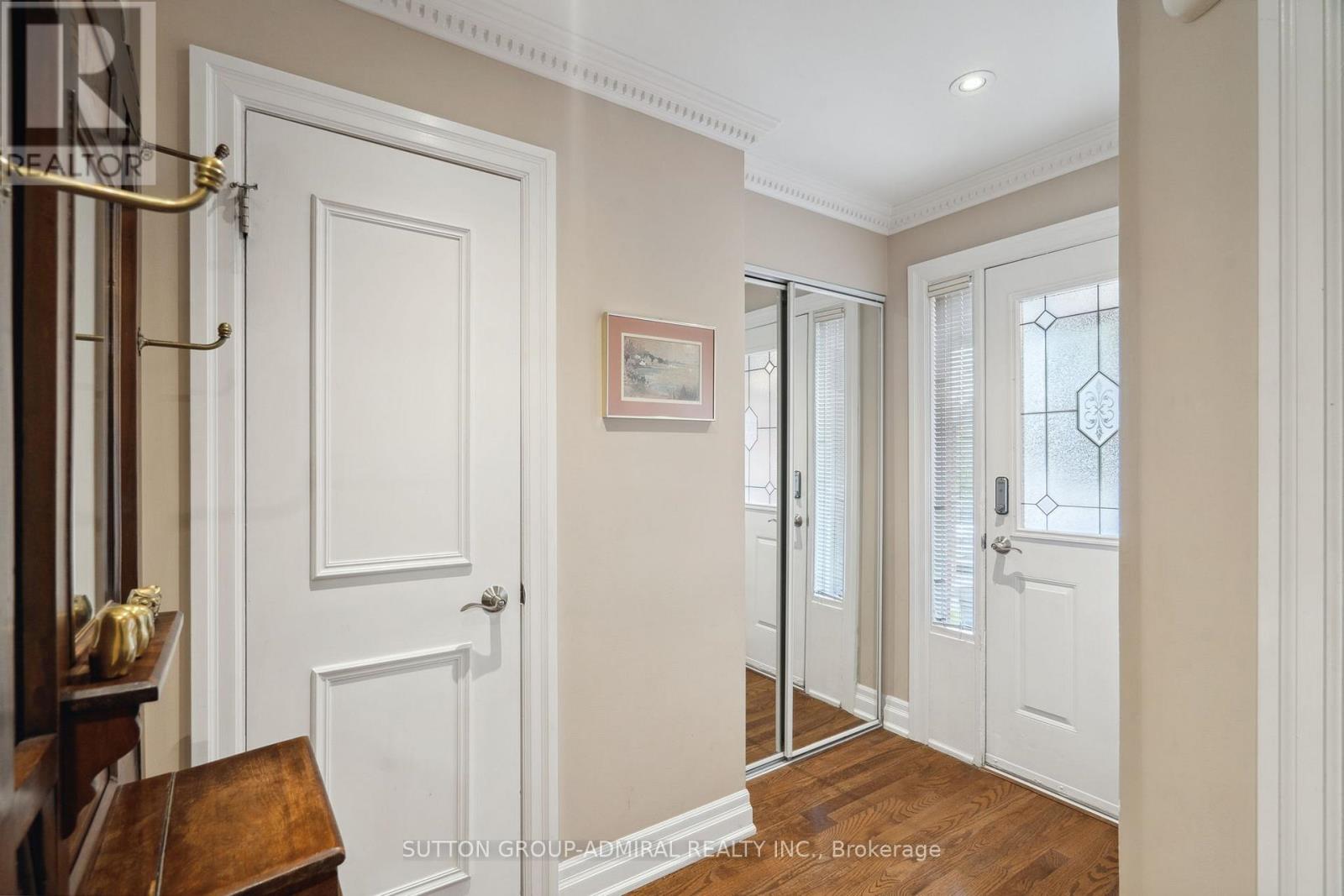 24 Patrice Crescent, Vaughan, Ontario  L4J 4Y8 - Photo 2 - N12755506