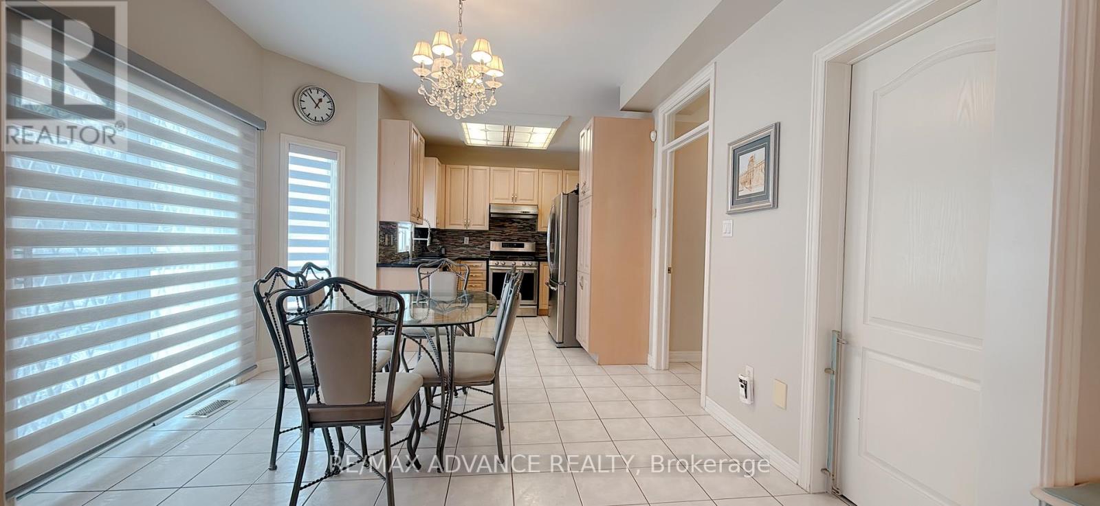 85 Gemini Crescent, Richmond Hill (Rouge Woods), Ontario  L4S 2K8 - Photo 6 - N12755484