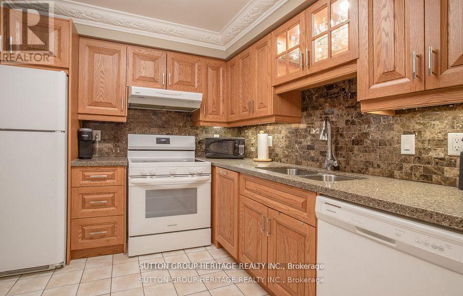 1415 - 1000 The Esplanade N, Pickering (Town Centre), Ontario  L1V 6V4 - Photo 10 - E12756650