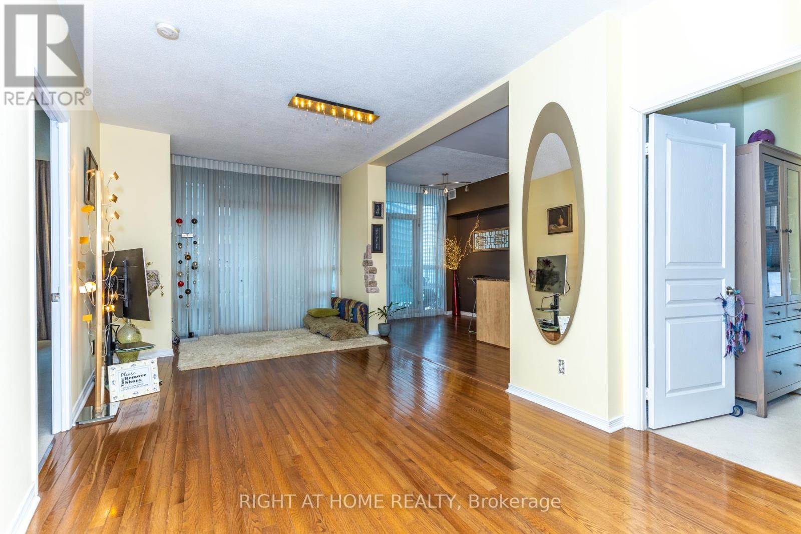 2002 - 509 Beecroft Road, Toronto (Willowdale West), Ontario  M2N 0A3 - Photo 8 - C12556106