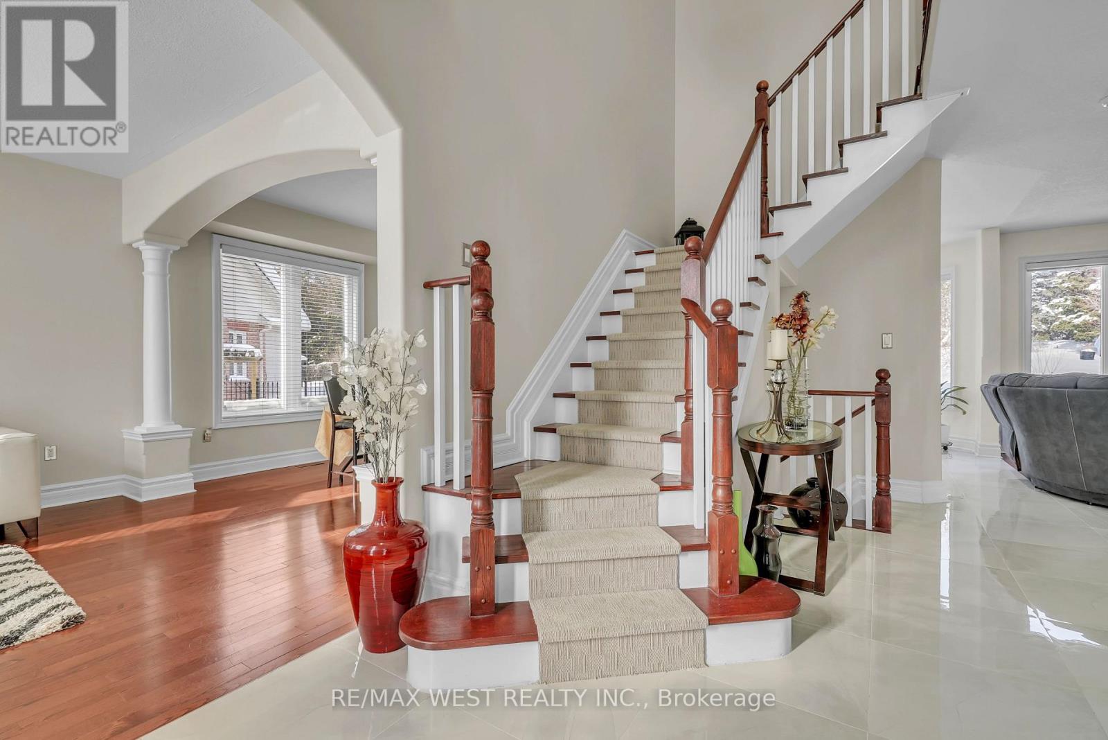 90 Birkhall Place, Barrie, Ontario  L4N 0K2 - Photo 3 - S12755396