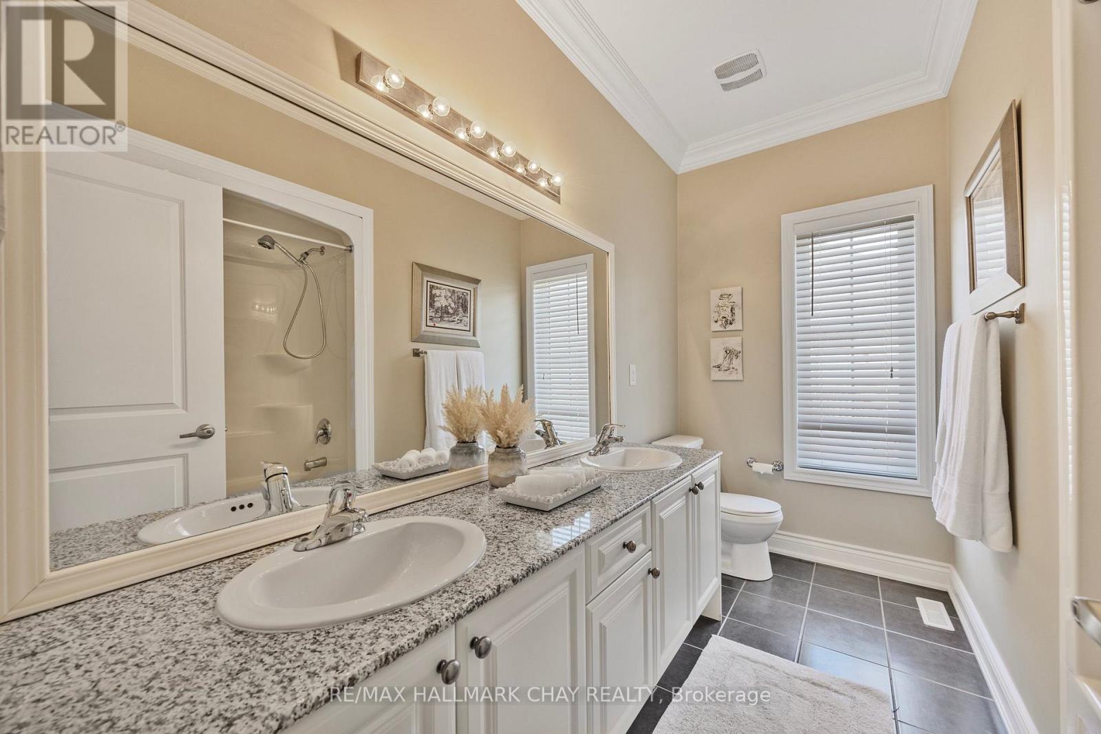 16 Basswood Drive, Wasaga Beach, Ontario  L9Z 0A9 - Photo 25 - S12755474