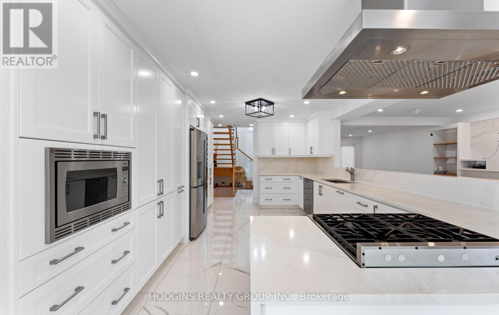 1670 Caverly Court, Mississauga, Ontario  L5L 3L7 - Photo 15 - W12730912