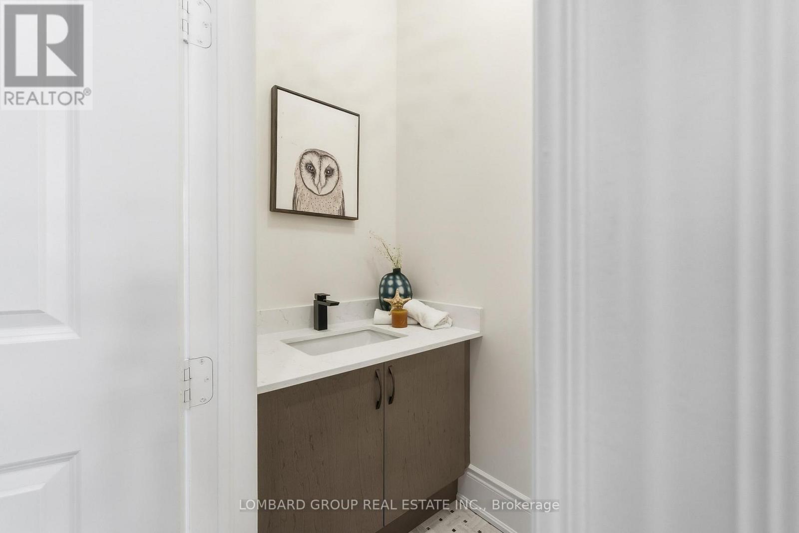 37 North Park Boulevard, Oakville, Ontario  L6M 0W8 - Photo 10 - W12737300