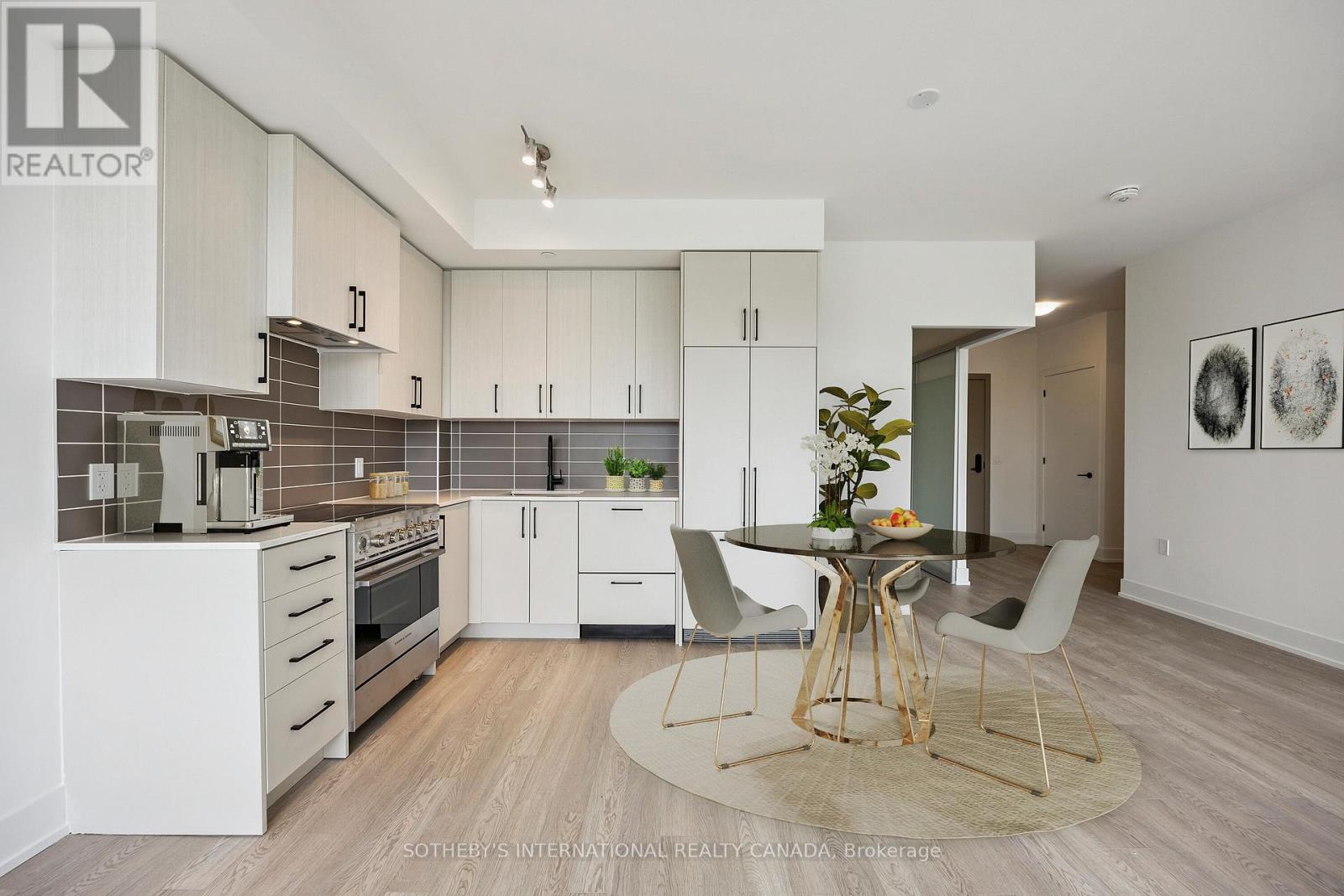 405 - 2075 King Road, King (King City), Ontario  L7B 0R6 - Photo 11 - N12756742