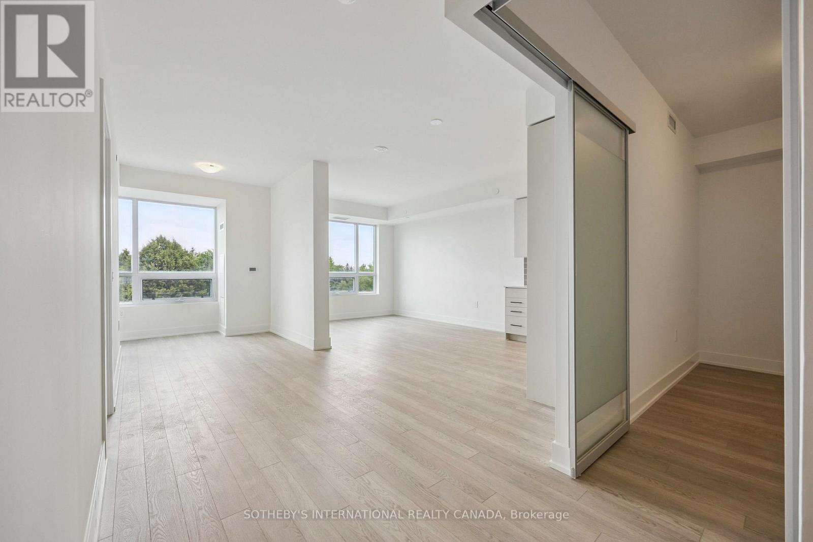 405 - 2075 King Road, King (King City), Ontario  L7B 0R6 - Photo 6 - N12756742