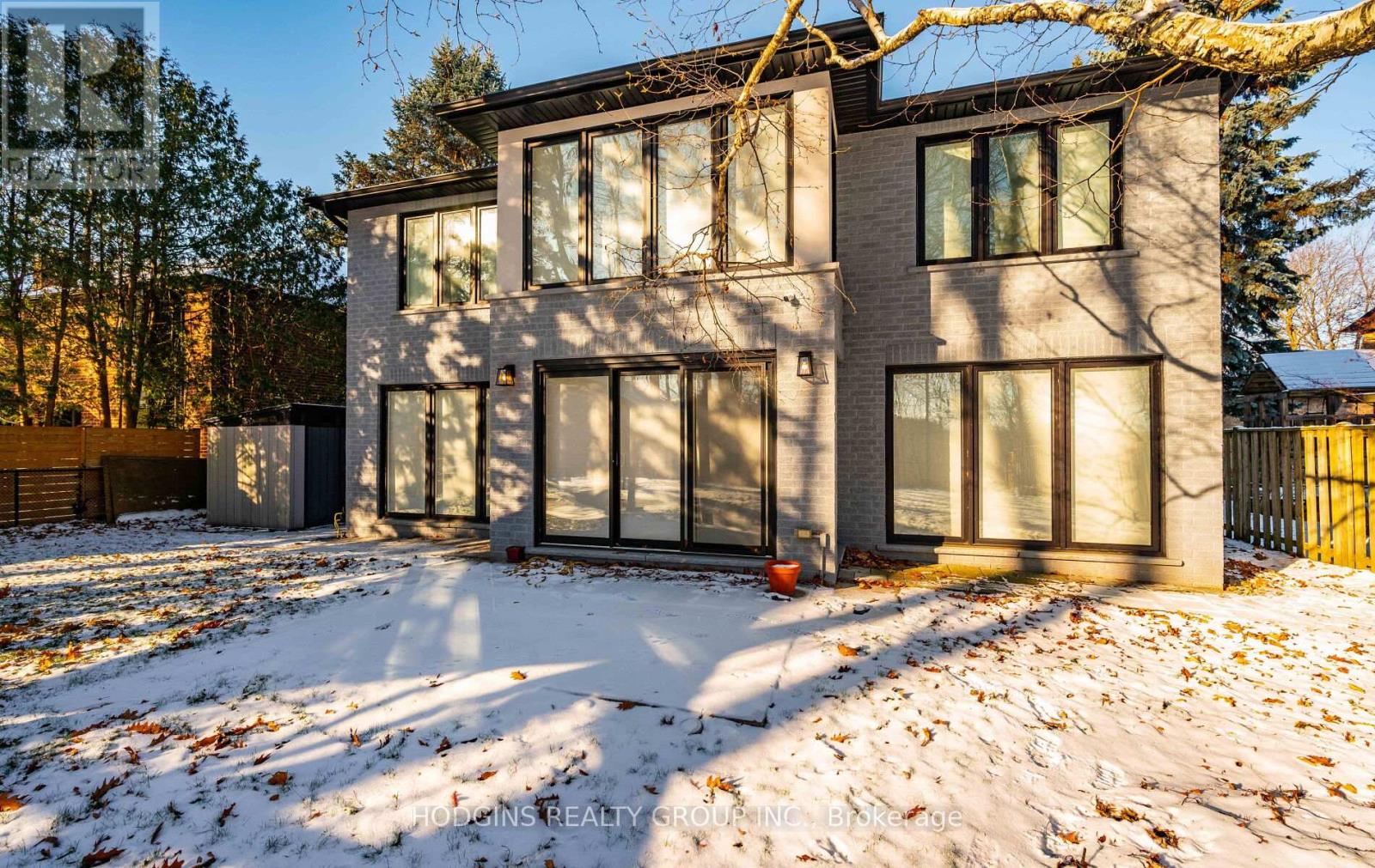 1670 Caverly Court, Mississauga, Ontario  L5L 3L7 - Photo 43 - W12730912