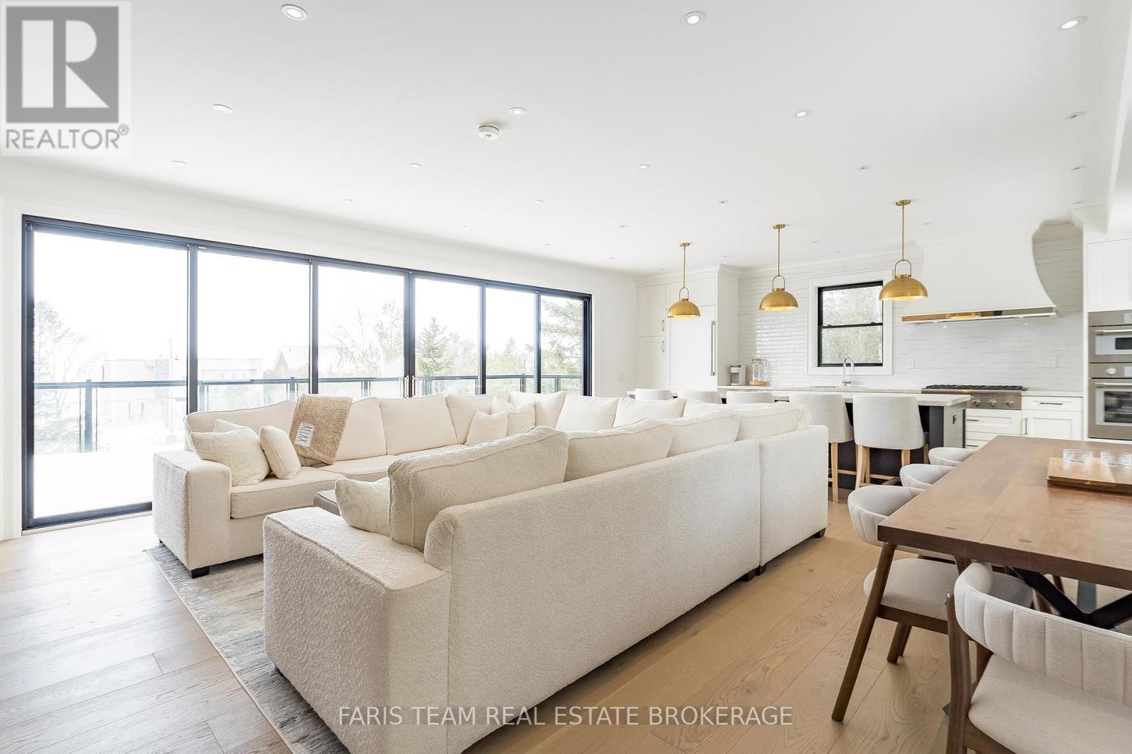 23 Trew Avenue, Tiny, Ontario  L0L 2T0 - Photo 15 - S12756712