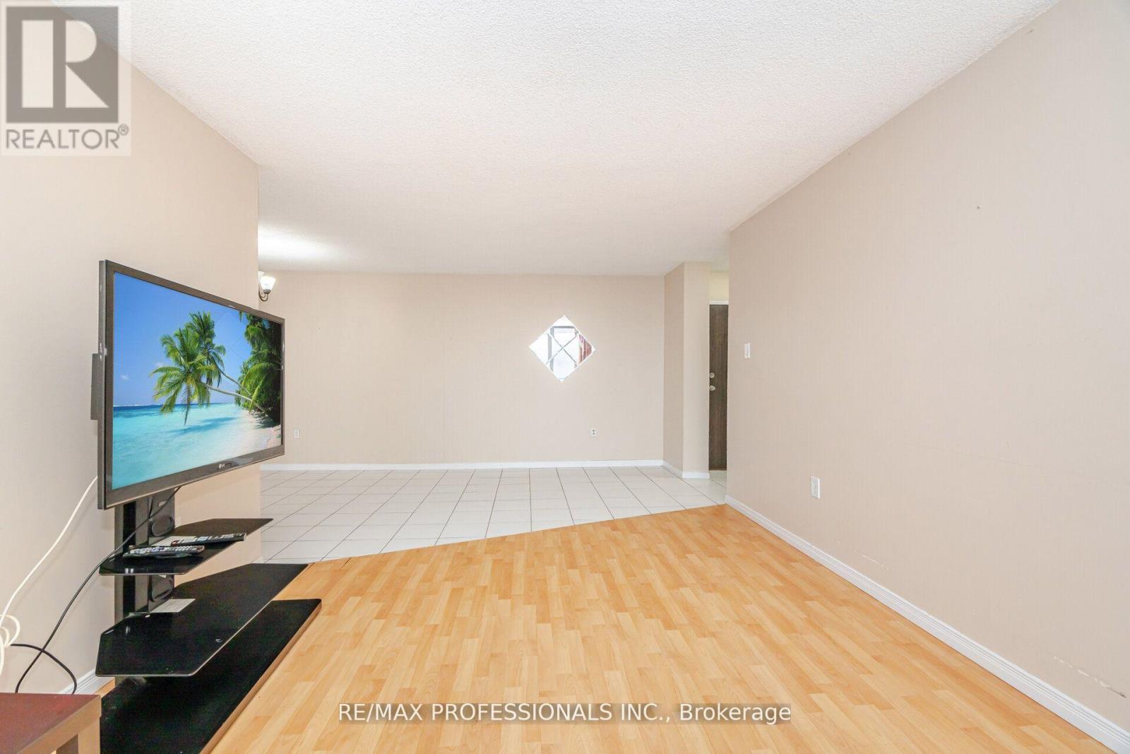 1109 - 4 Kings Cross Road, Brampton, Ontario  L6T 3X8 - Photo 11 - W12752998