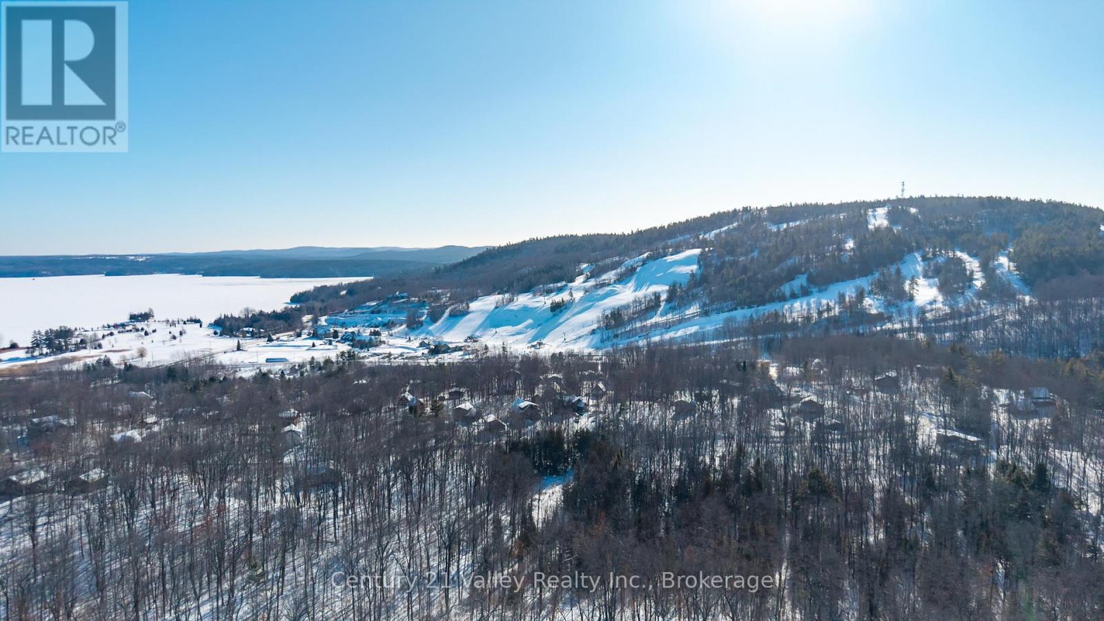 42 Crestview Drive, Greater Madawaska, Ontario  K0J 1H0 - Photo 2 - X12755464