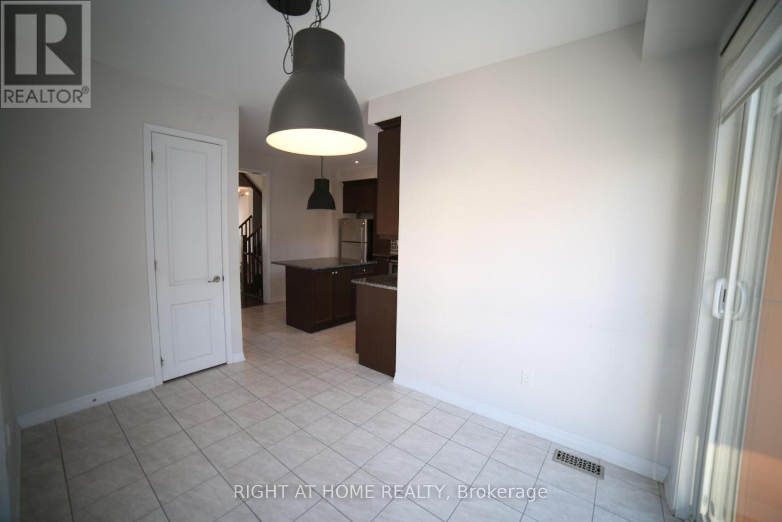 33 - 3019 Creekshore Common, Oakville (Go Glenorchy), Ontario  L6M 1L8 - Photo 13 - W12753266