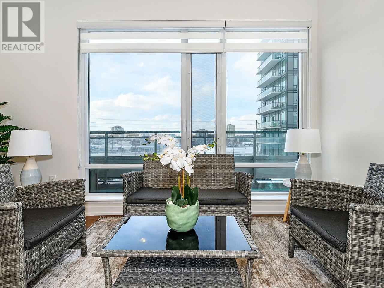 408 - 2560 Eglinton Avenue W, Mississauga, Ontario  L5M 0Y3 - Photo 5 - W12753082