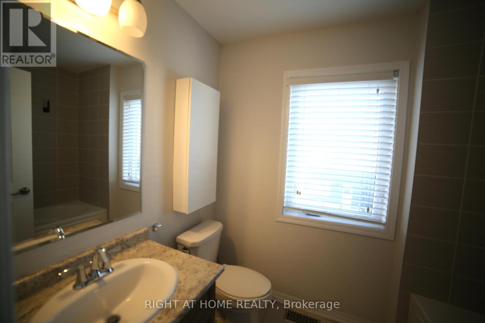 33 - 3019 Creekshore Common, Oakville (Go Glenorchy), Ontario  L6M 1L8 - Photo 21 - W12753266