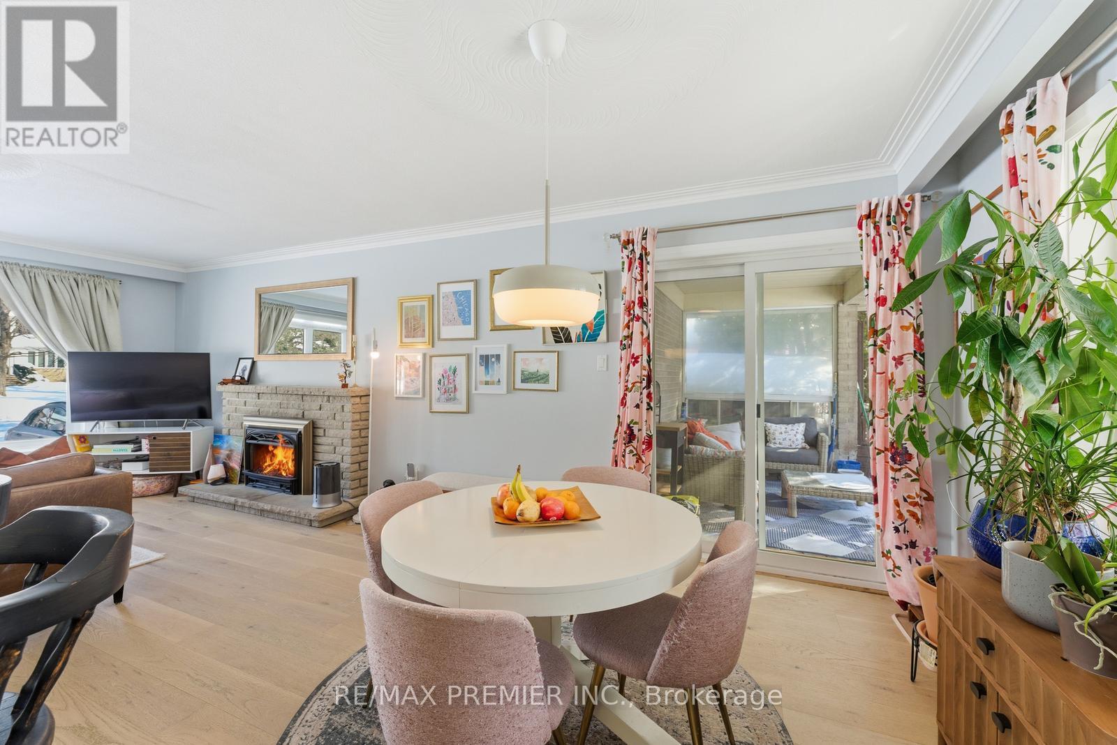 368 Lees Lane, Oakville (Wo West), Ontario  L6L 4S5 - Photo 15 - W12754156