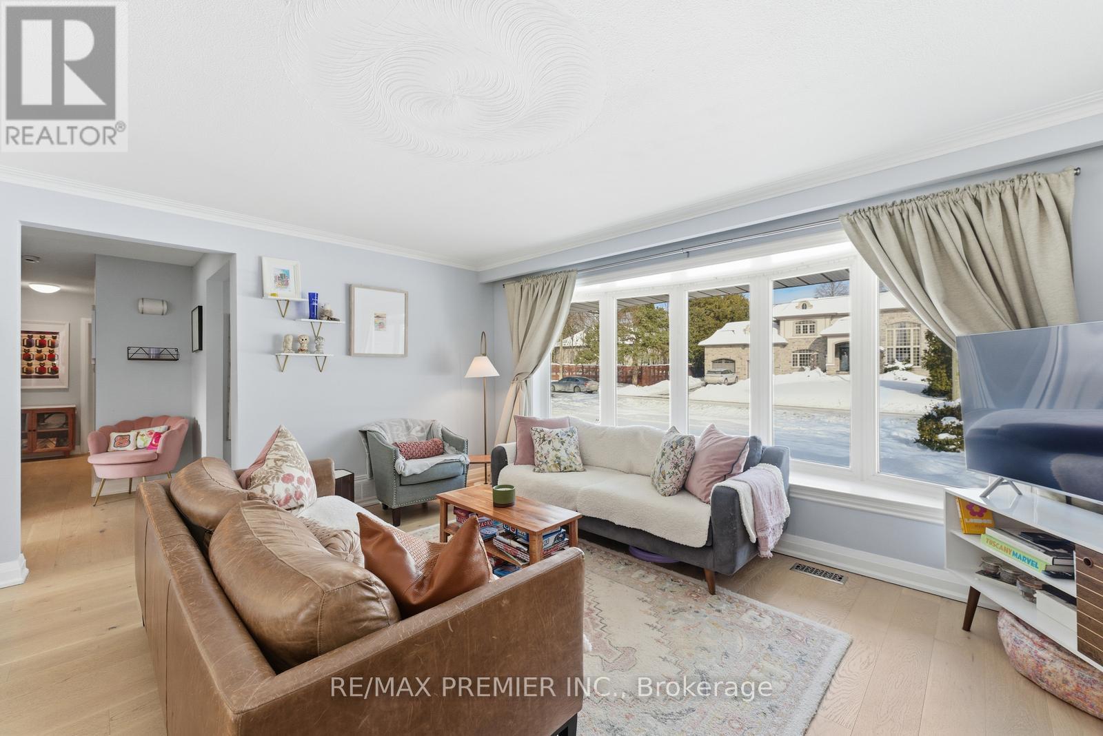 368 Lees Lane, Oakville (Wo West), Ontario  L6L 4S5 - Photo 17 - W12754156