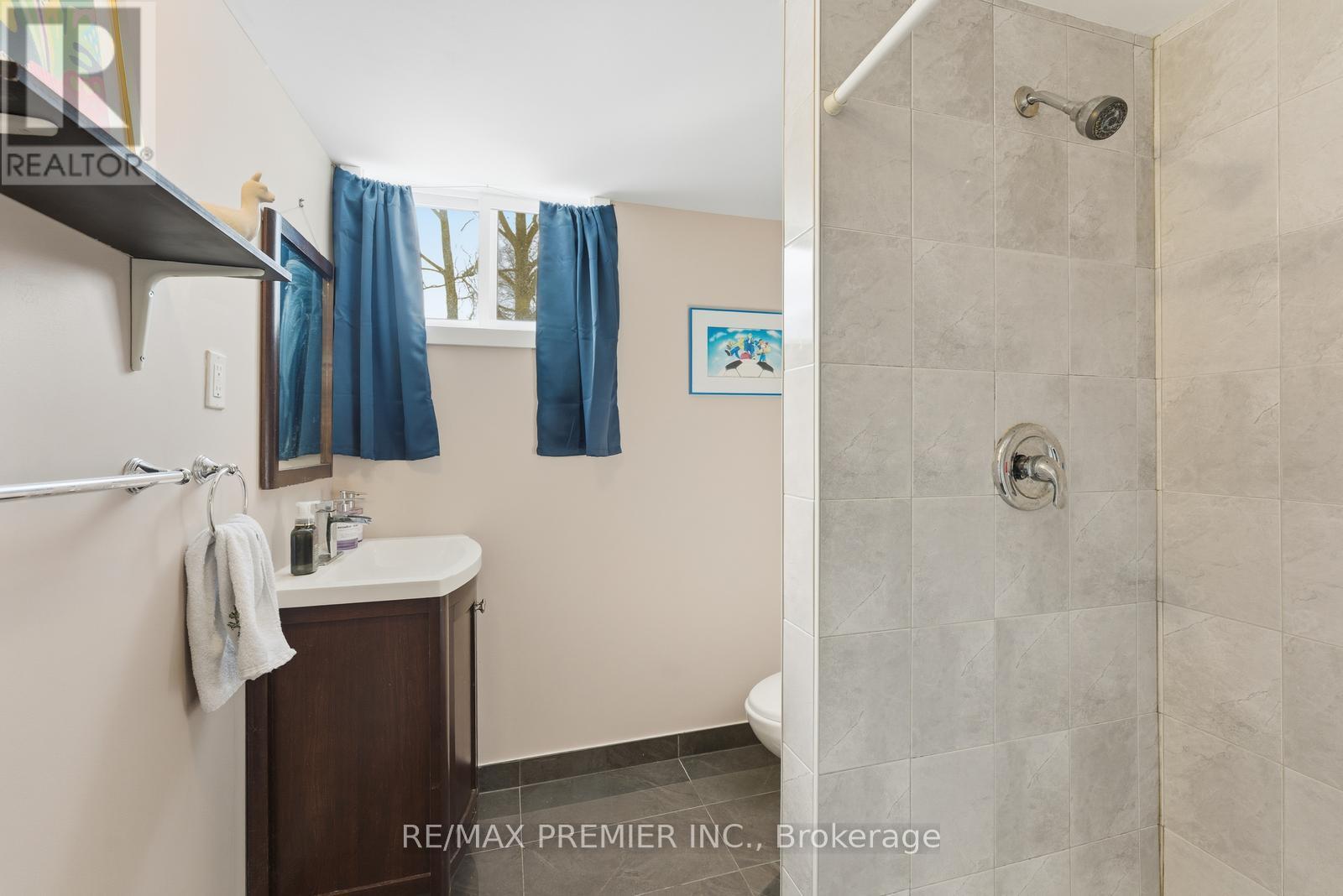 368 Lees Lane, Oakville (Wo West), Ontario  L6L 4S5 - Photo 39 - W12754156