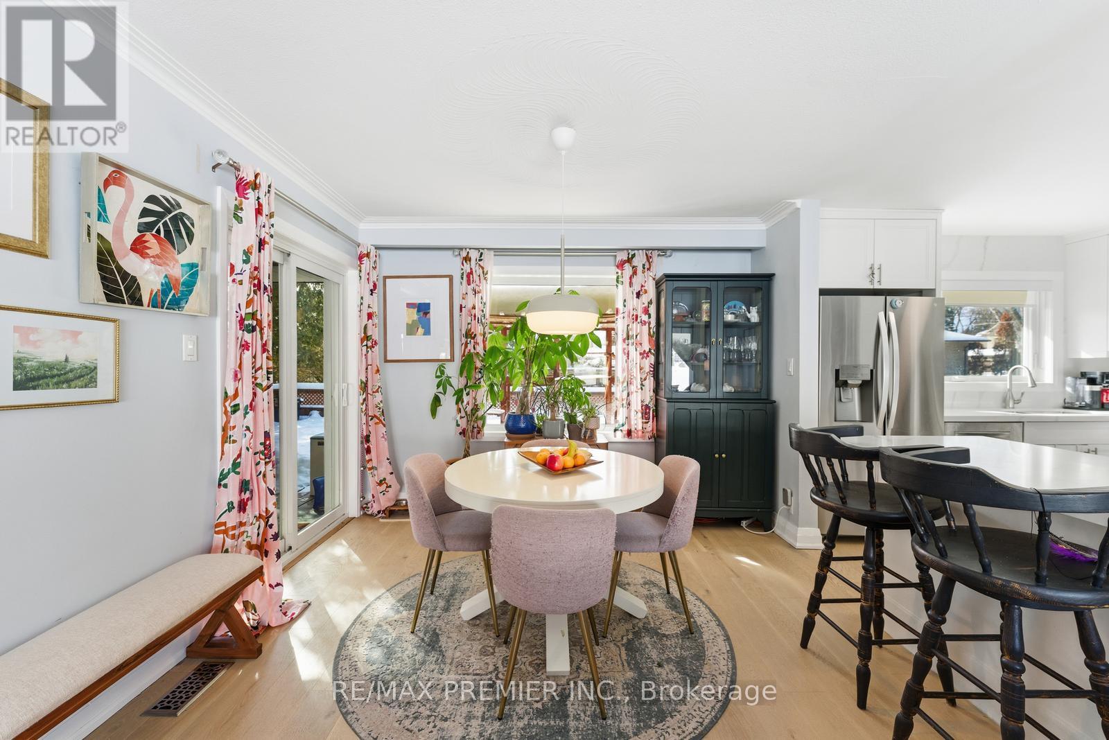 368 Lees Lane, Oakville (Wo West), Ontario  L6L 4S5 - Photo 14 - W12754156