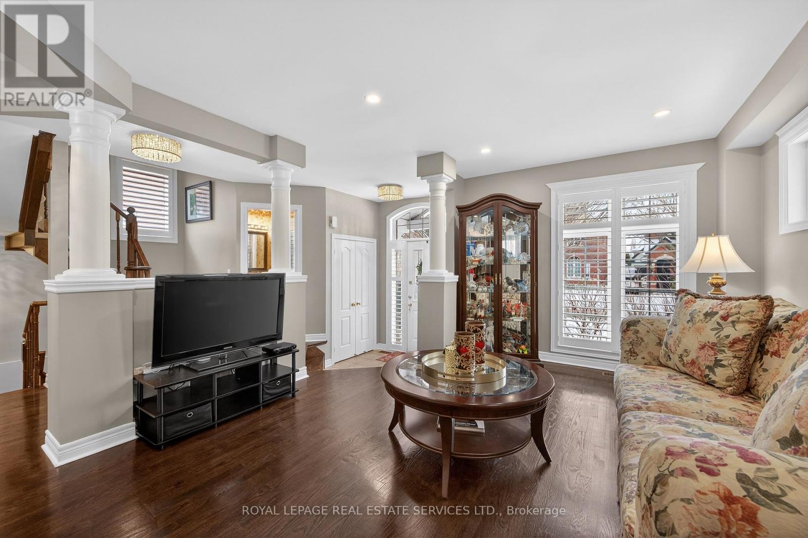 2393 Ennerdale Road, Oakville, Ontario  L6H 6N5 - Photo 7 - W12754366