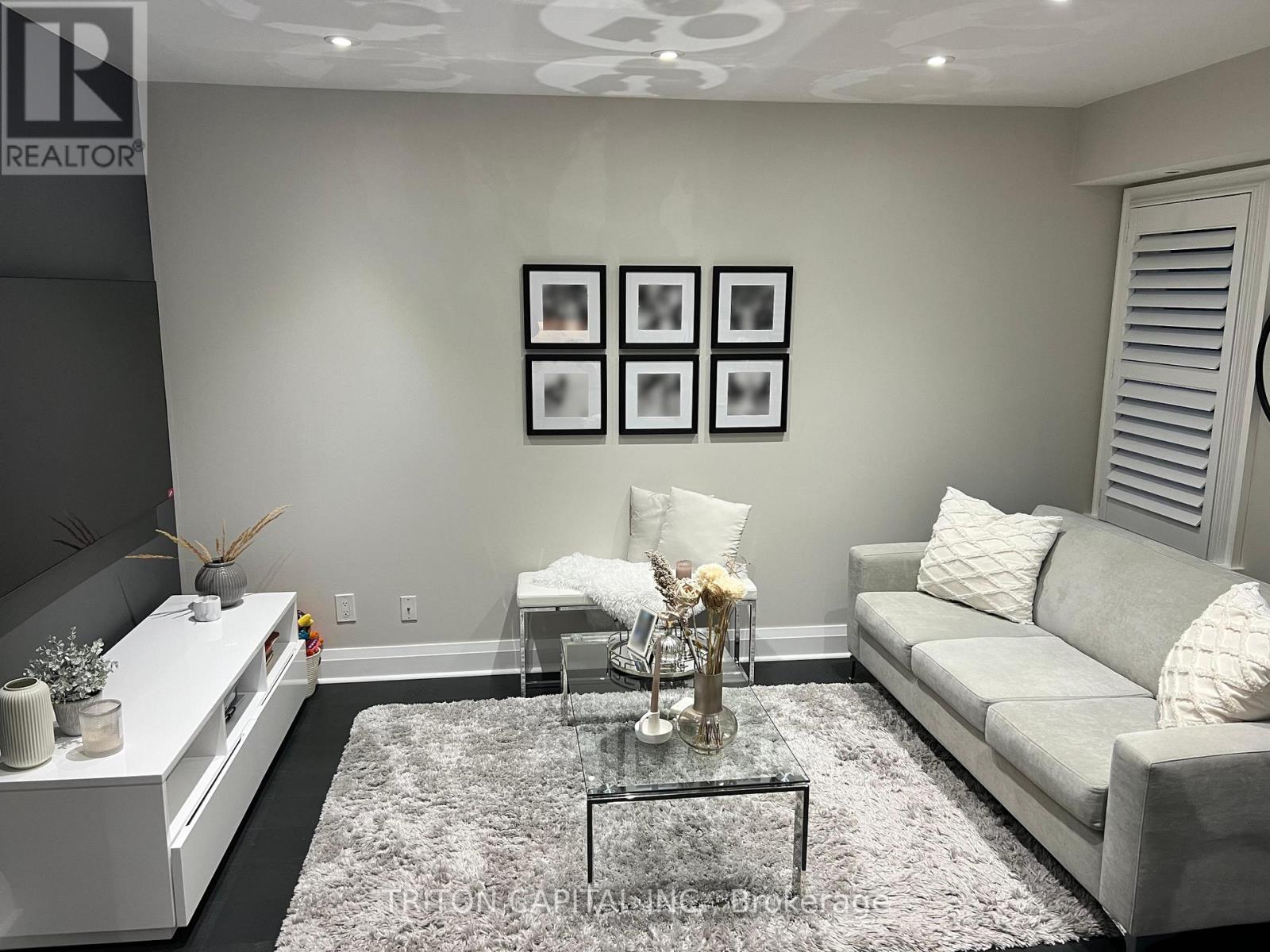 99 - 9 Windermere Avenue, Toronto (High Park-Swansea), Ontario  M6S 5A4 - Photo 6 - W12754356