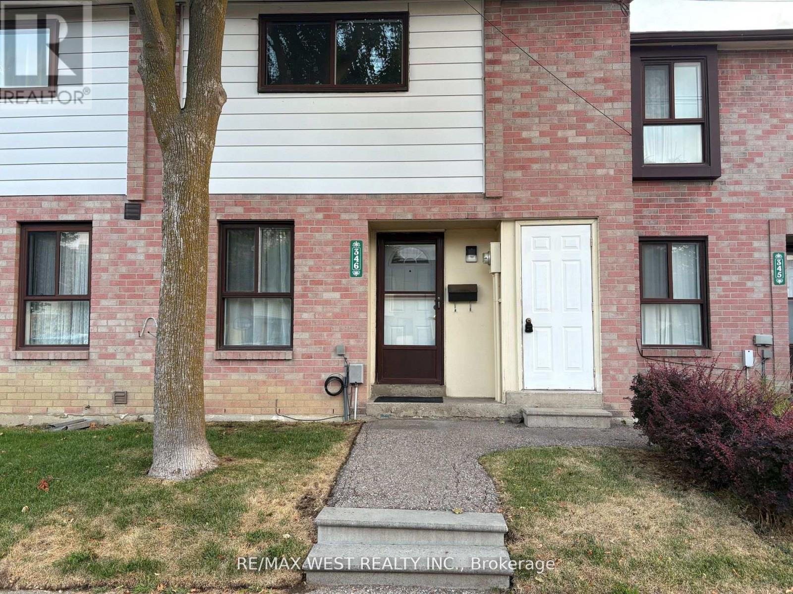 346 FLEETWOOD CRESCENT, Brampton, Ontario