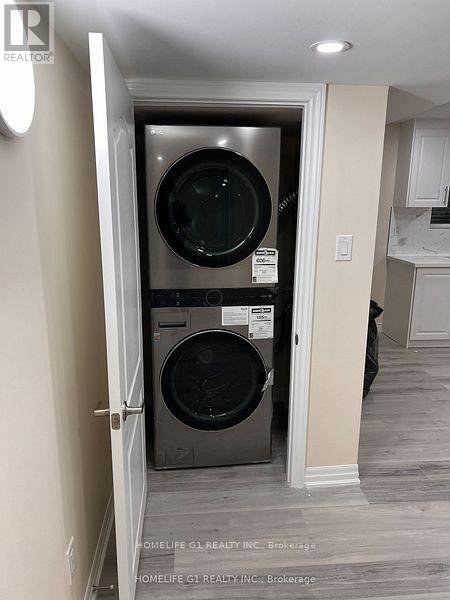 3411 Millicent Avenue, Oakville (Go Glenorchy), Ontario  L6H 0Z3 - Photo 5 - W12754334