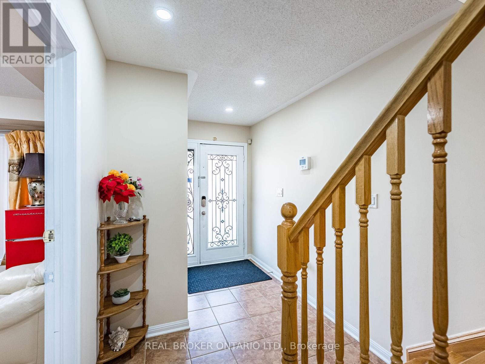 632 Scott Boulevard, Milton, Ontario  L9T 0P2 - Photo 8 - W12754338