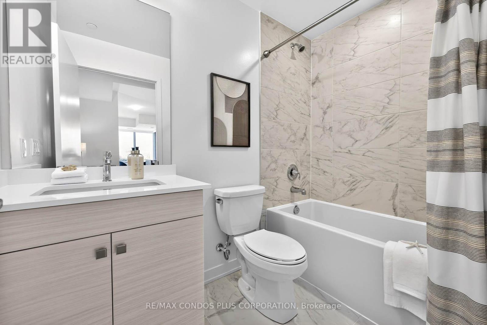 1104 - 1035 Southdown Road, Mississauga (Clarkson), Ontario  L5J 0A3 - Photo 26 - W12754418