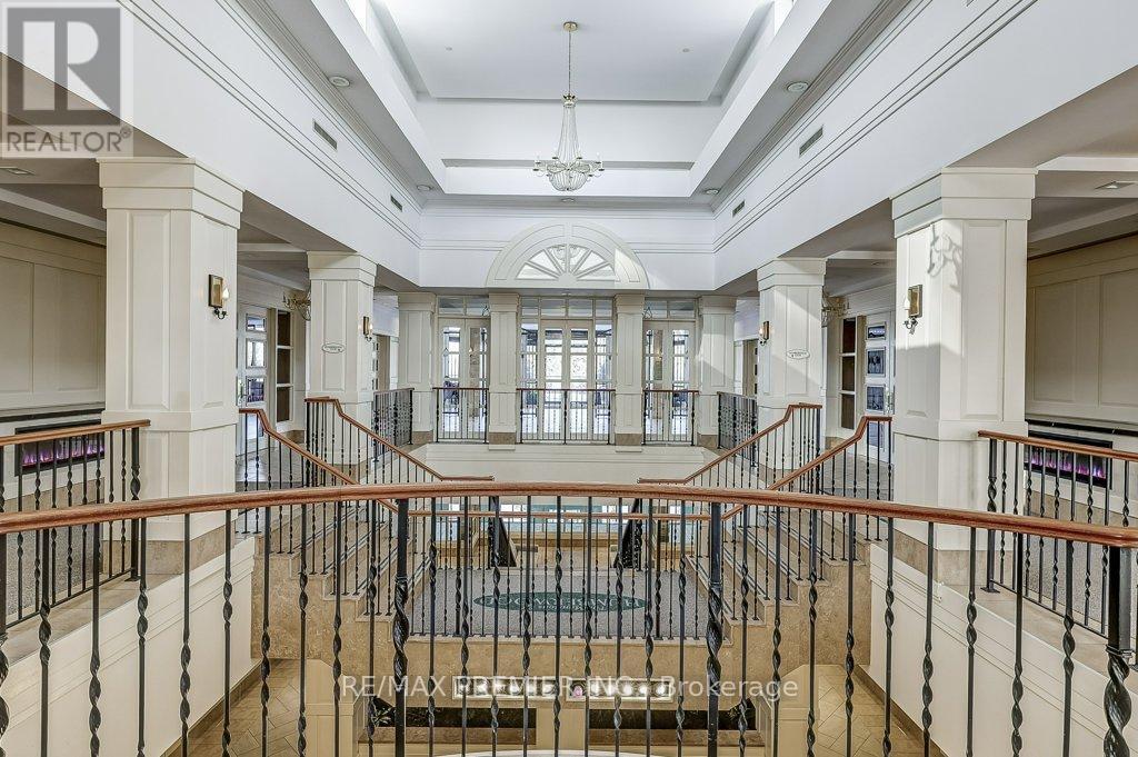 1622 - 700 Humberwood Boulevard, Toronto, Ontario  M9W 7J4 - Photo 3 - W12754514