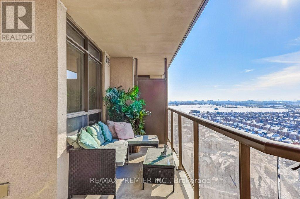 1622 - 700 Humberwood Boulevard, Toronto, Ontario  M9W 7J4 - Photo 22 - W12754514