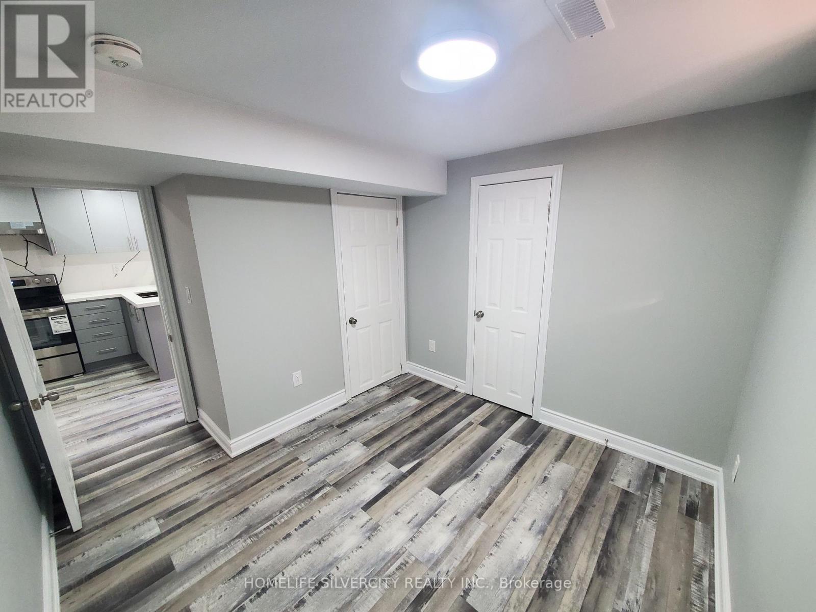 Bsmt - 44 Wildberry Crescent, Brampton (Sandringham-Wellington), Ontario  L6R 1K1 - Photo 11 - W12754540