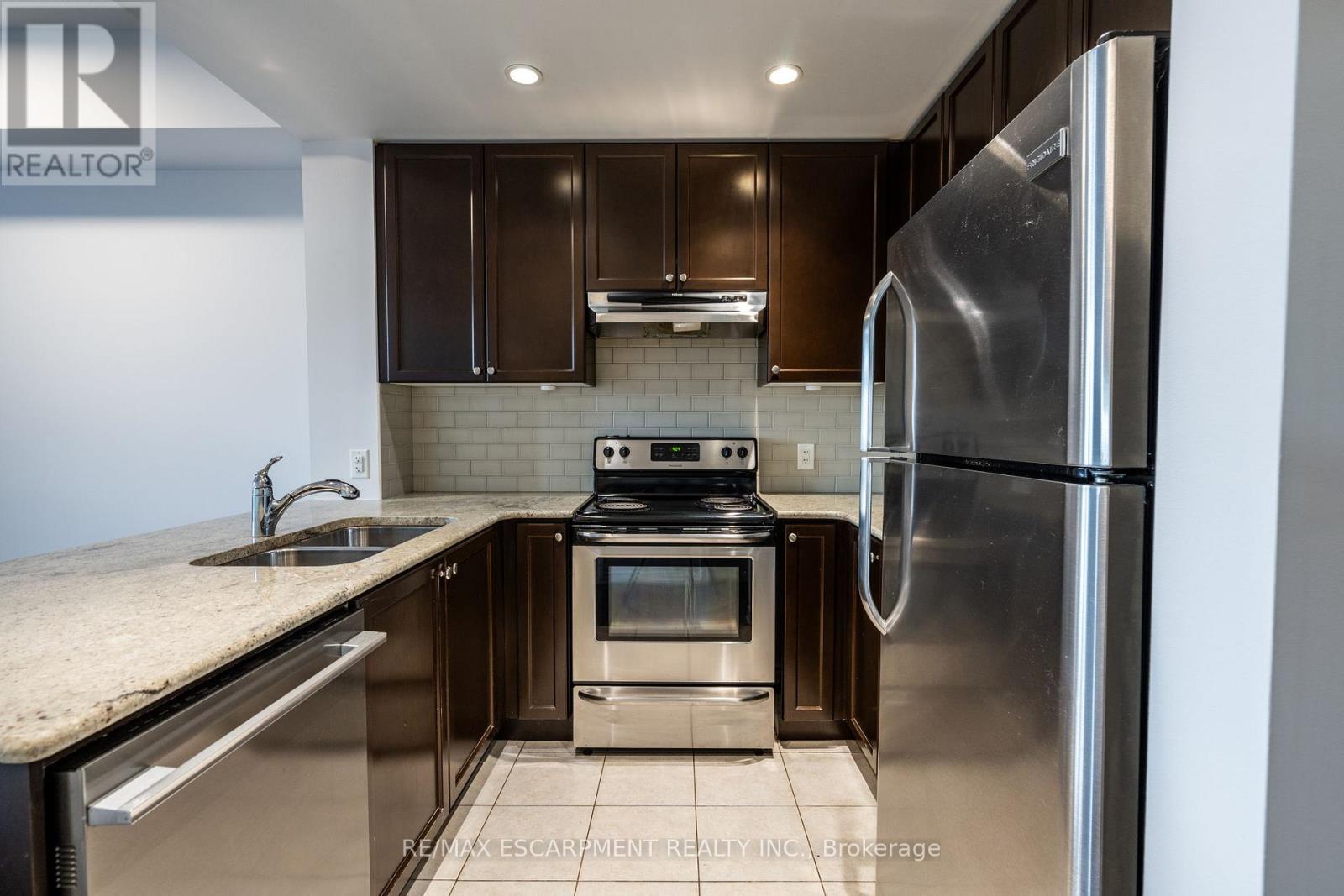 408 - 5327 Upper Middle Road, Burlington, Ontario  L7L 0E9 - Photo 11 - W12754596