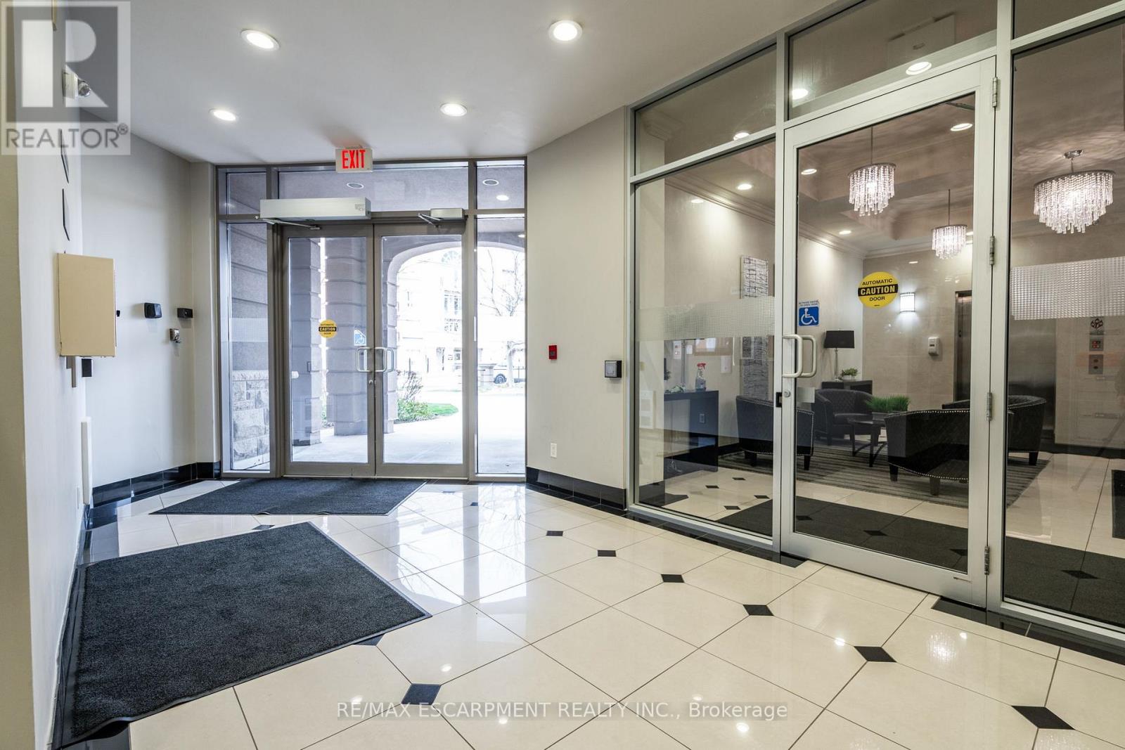 408 - 5327 Upper Middle Road, Burlington, Ontario  L7L 0E9 - Photo 5 - W12754596