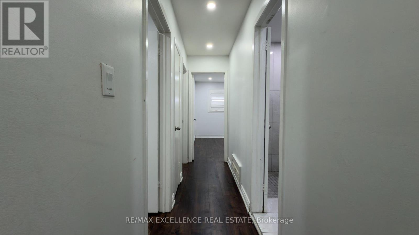 7479 Pickfair Drive, Mississauga, Ontario  L4T 2N1 - Photo 12 - W12754612