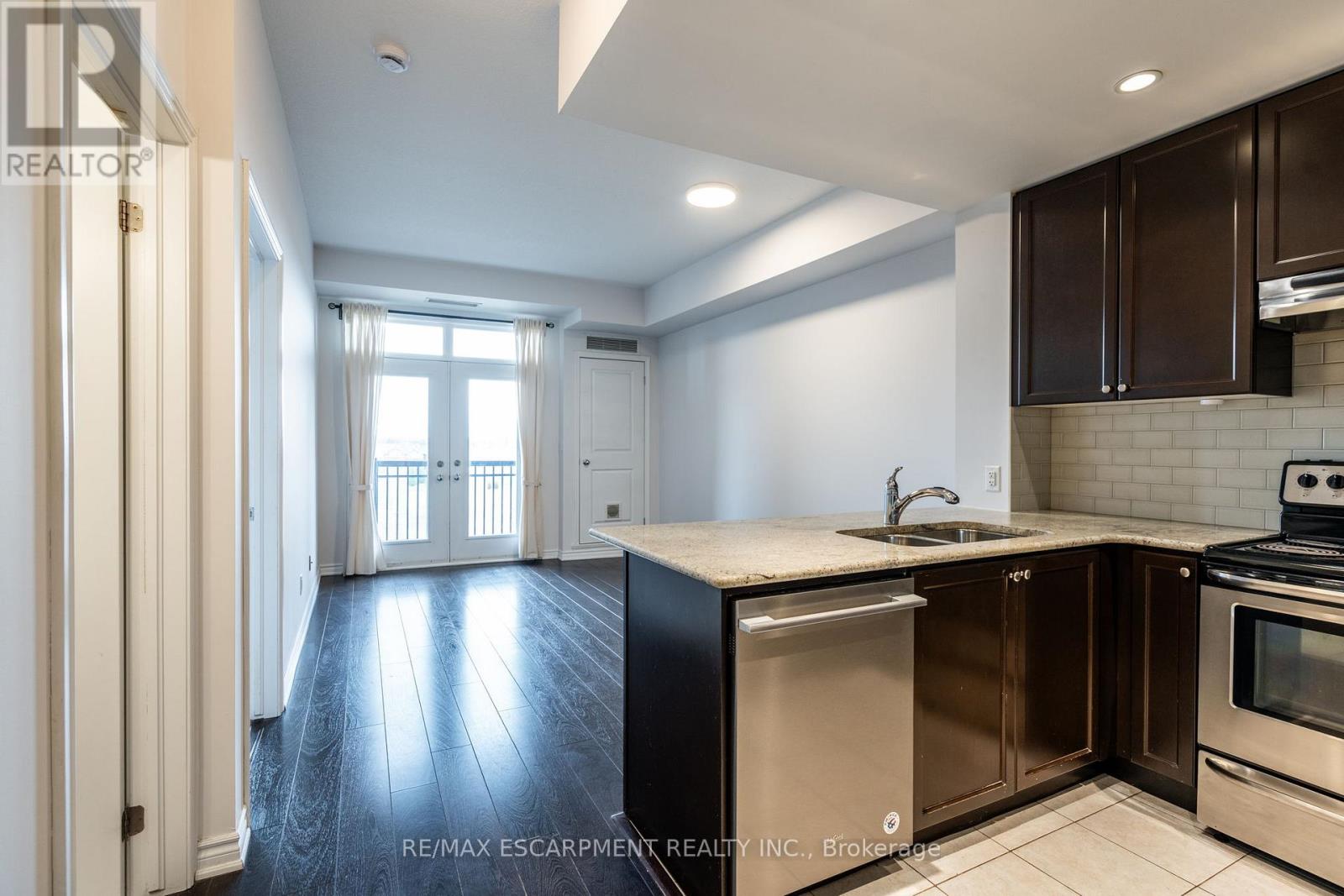 408 - 5327 Upper Middle Road, Burlington, Ontario  L7L 0E9 - Photo 10 - W12754596