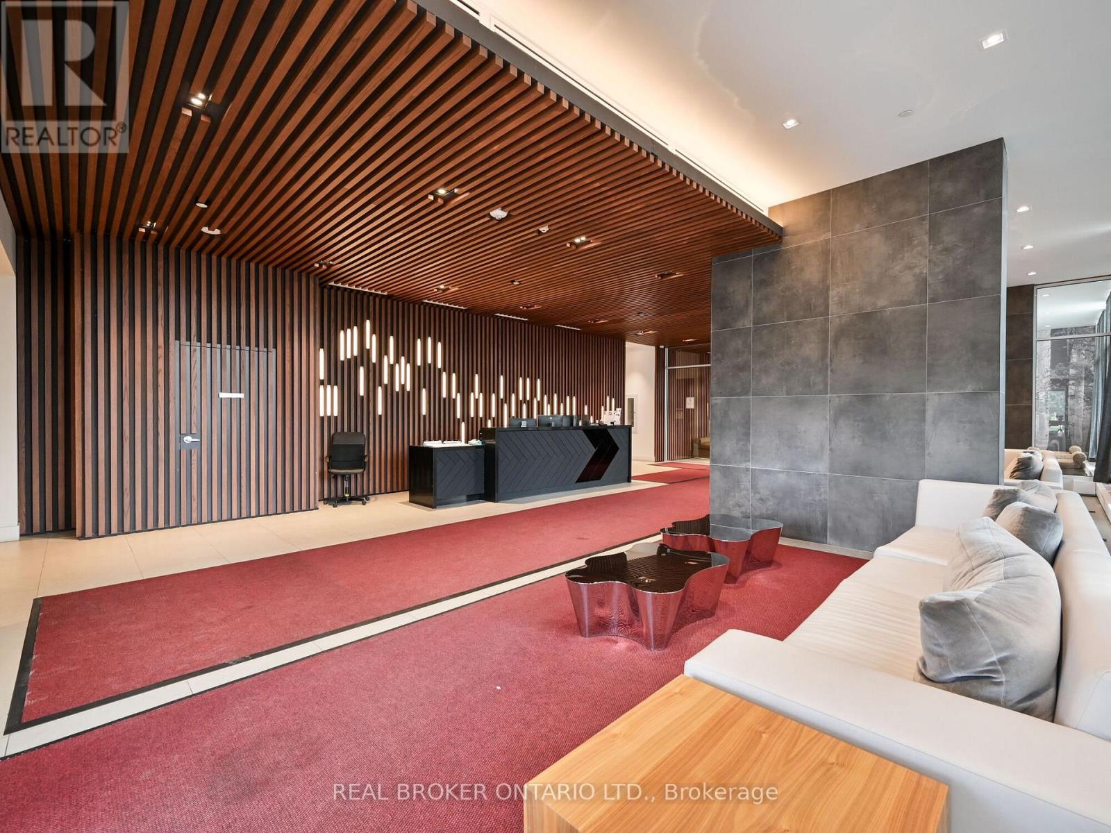 411 - 297 Oak Walk Drive, Oakville, Ontario  L6H 3R6 - Photo 4 - W12754664