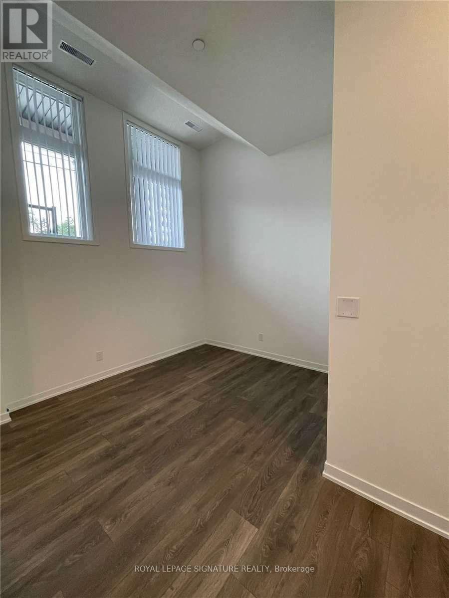 A105 - 160 Canon Jackson Drive, Toronto, Ontario  M6M 0B6 - Photo 6 - W12754712