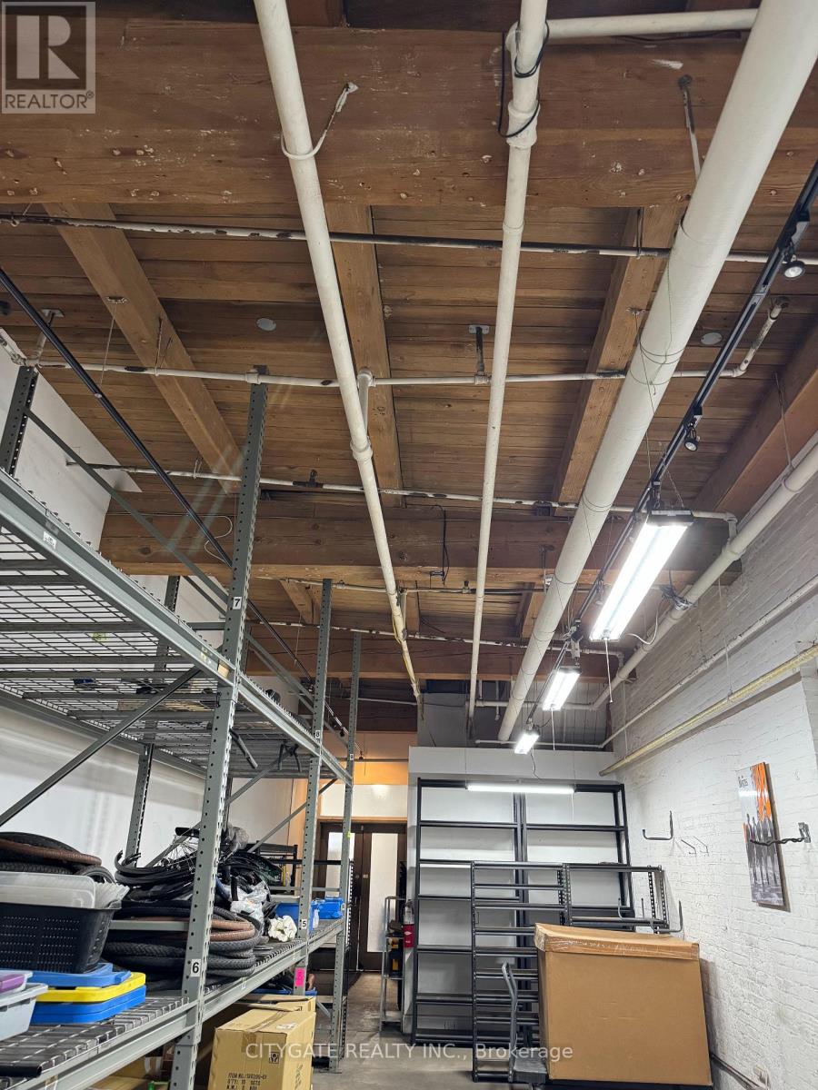 345 Sorauren Avenue, Toronto (Roncesvalles), Ontario  M6R 2G5 - Photo 6 - W12754710