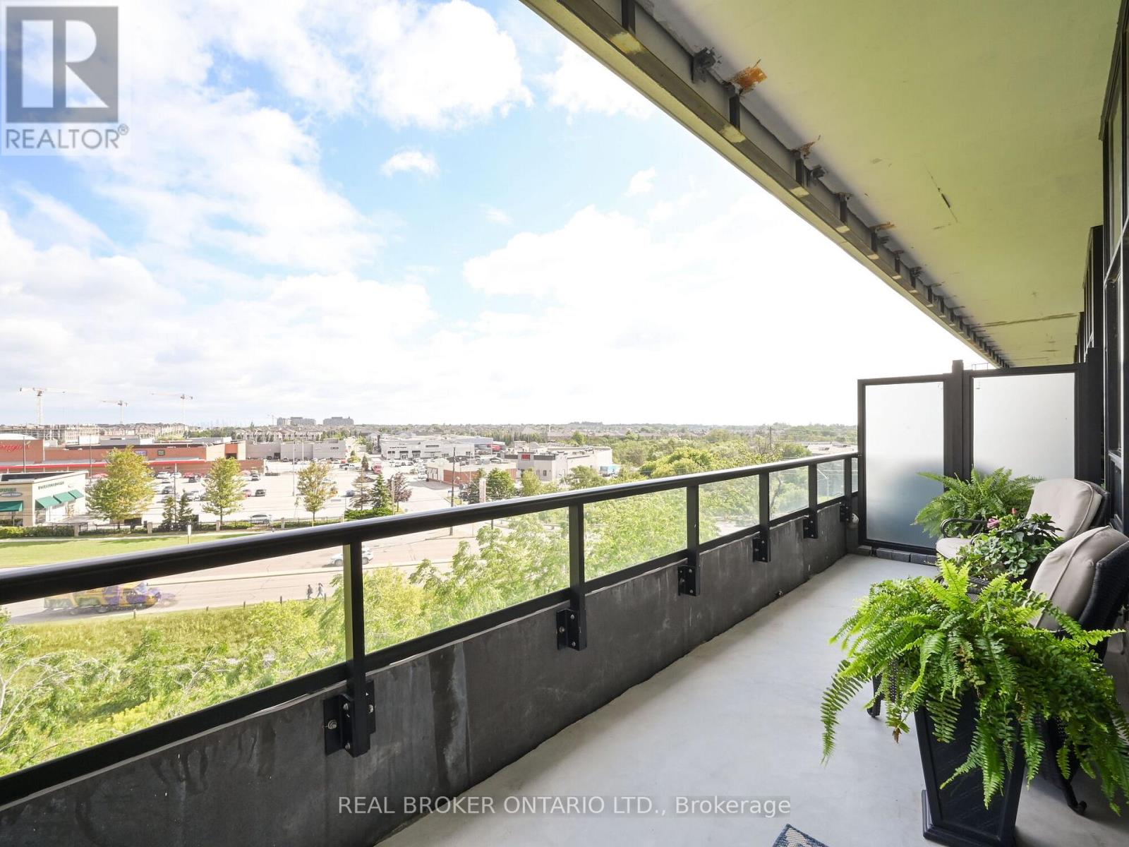 411 - 297 Oak Walk Drive, Oakville, Ontario  L6H 3R6 - Photo 34 - W12754664