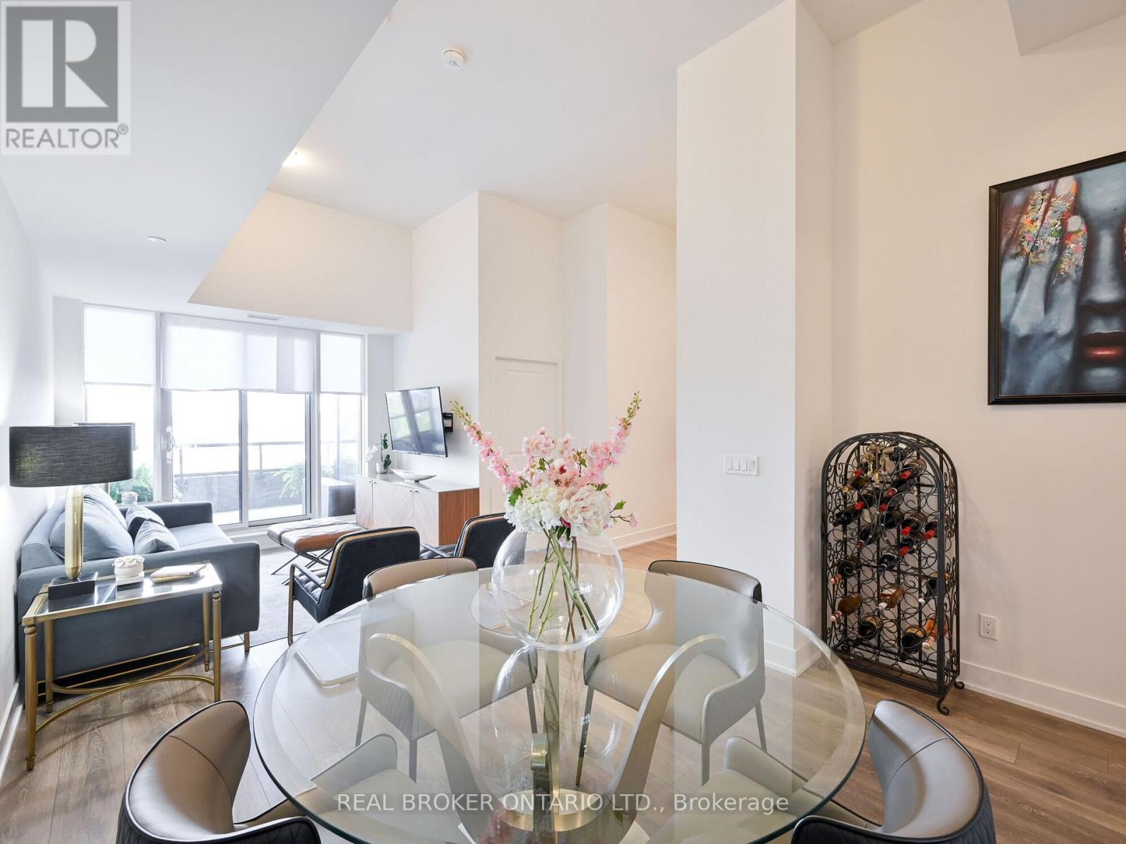 411 - 297 Oak Walk Drive, Oakville, Ontario  L6H 3R6 - Photo 14 - W12754664