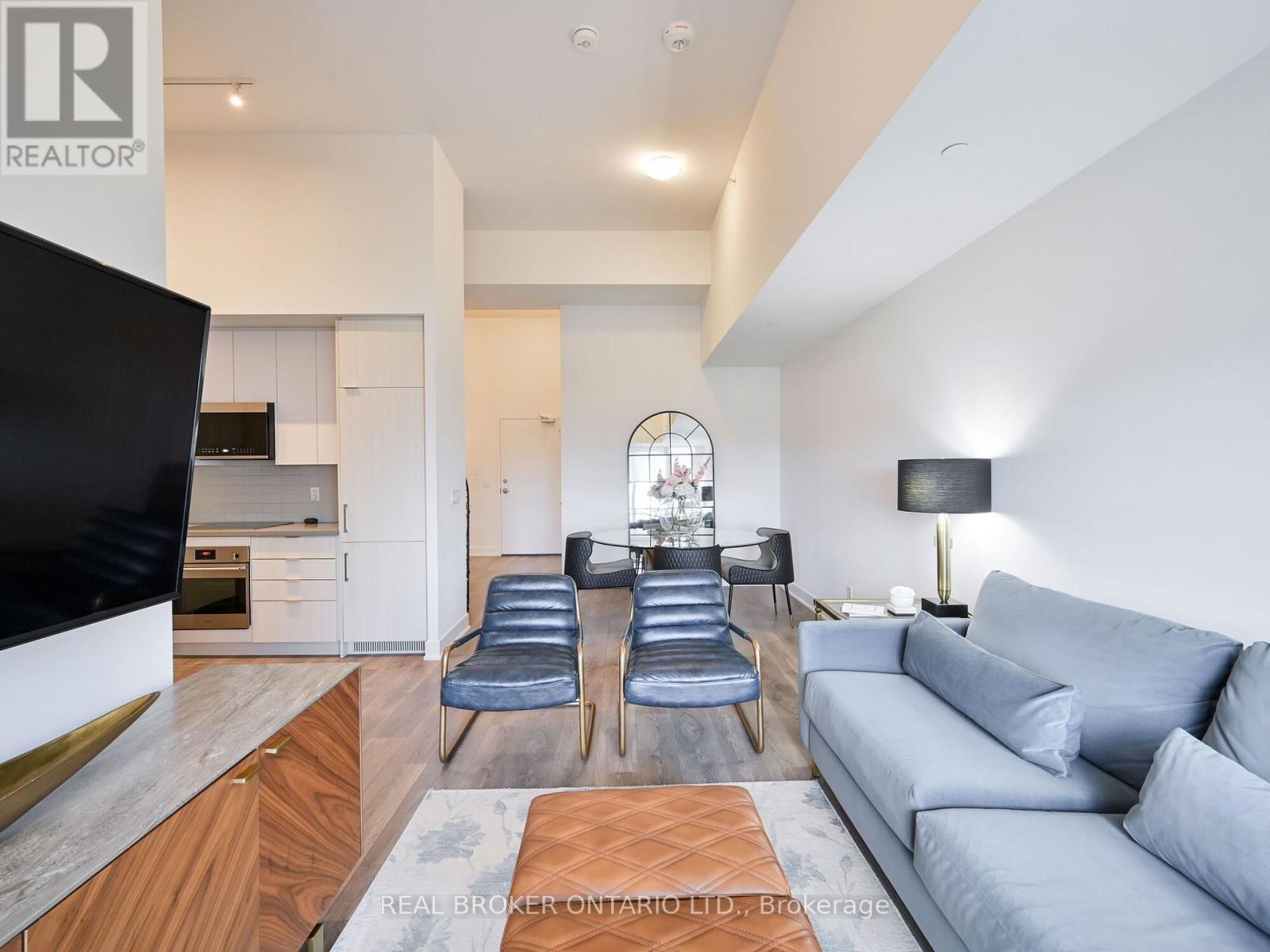 411 - 297 Oak Walk Drive, Oakville, Ontario  L6H 3R6 - Photo 18 - W12754664