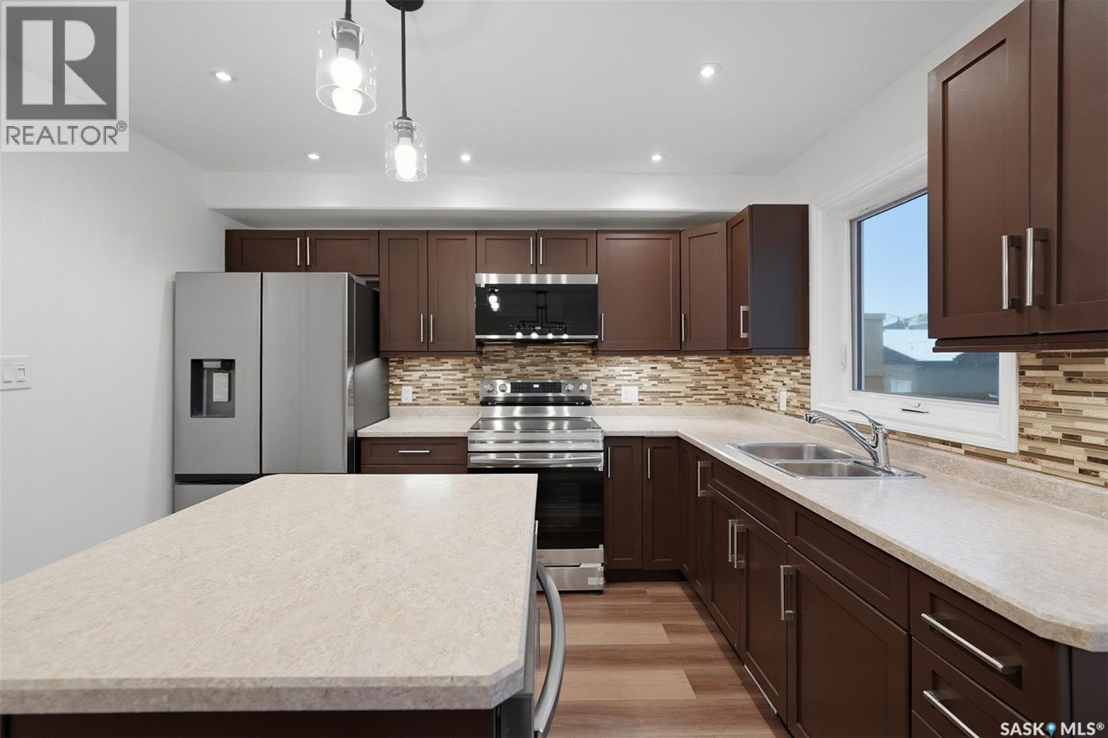 446 Geary Crescent, Saskatoon, Saskatchewan  S7R 0B8 - Photo 7 - SK027915