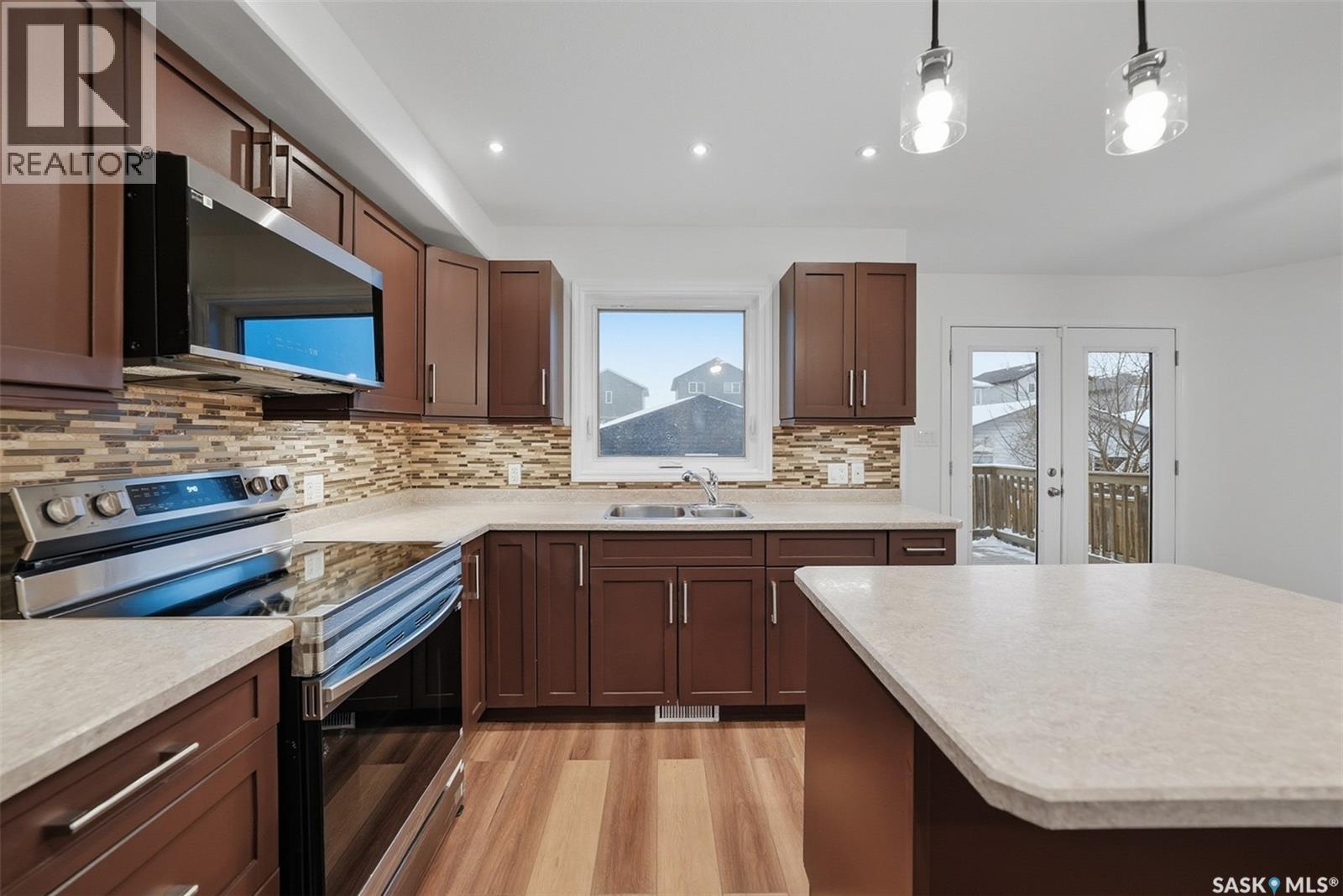 446 Geary Crescent, Saskatoon, Saskatchewan  S7R 0B8 - Photo 8 - SK027915