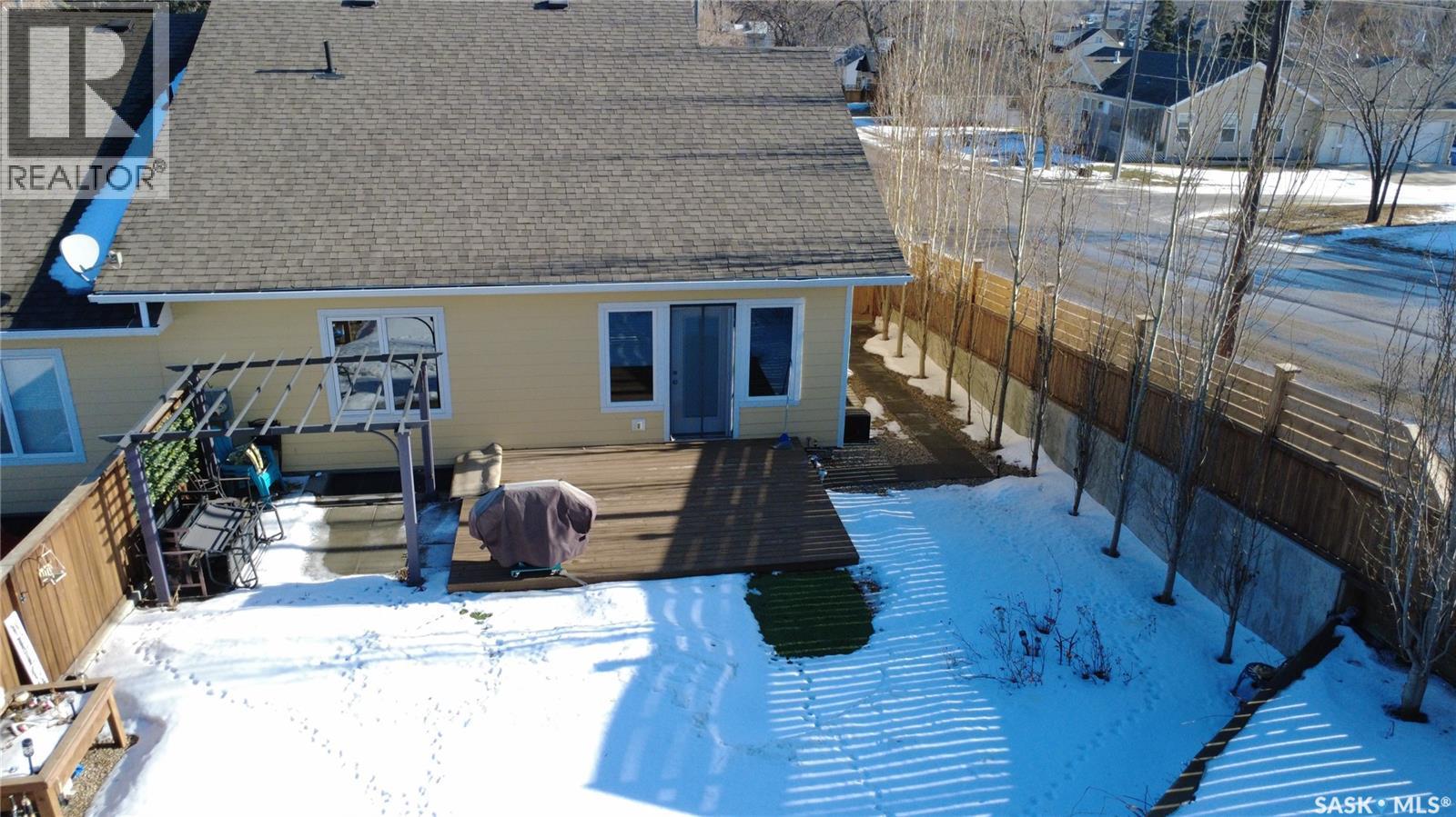 206 8th Avenue Ne, Swift Current, Saskatchewan  S9H 2P4 - Photo 30 - SK027906