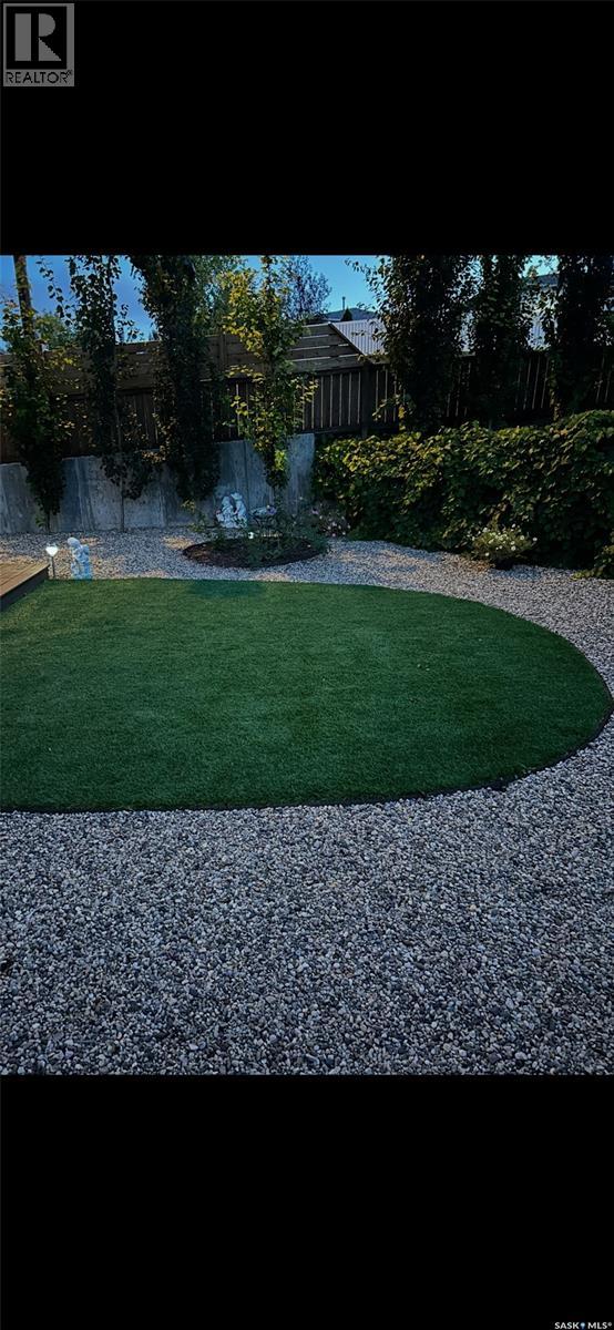 206 8th Avenue Ne, Swift Current, Saskatchewan  S9H 2P4 - Photo 34 - SK027906