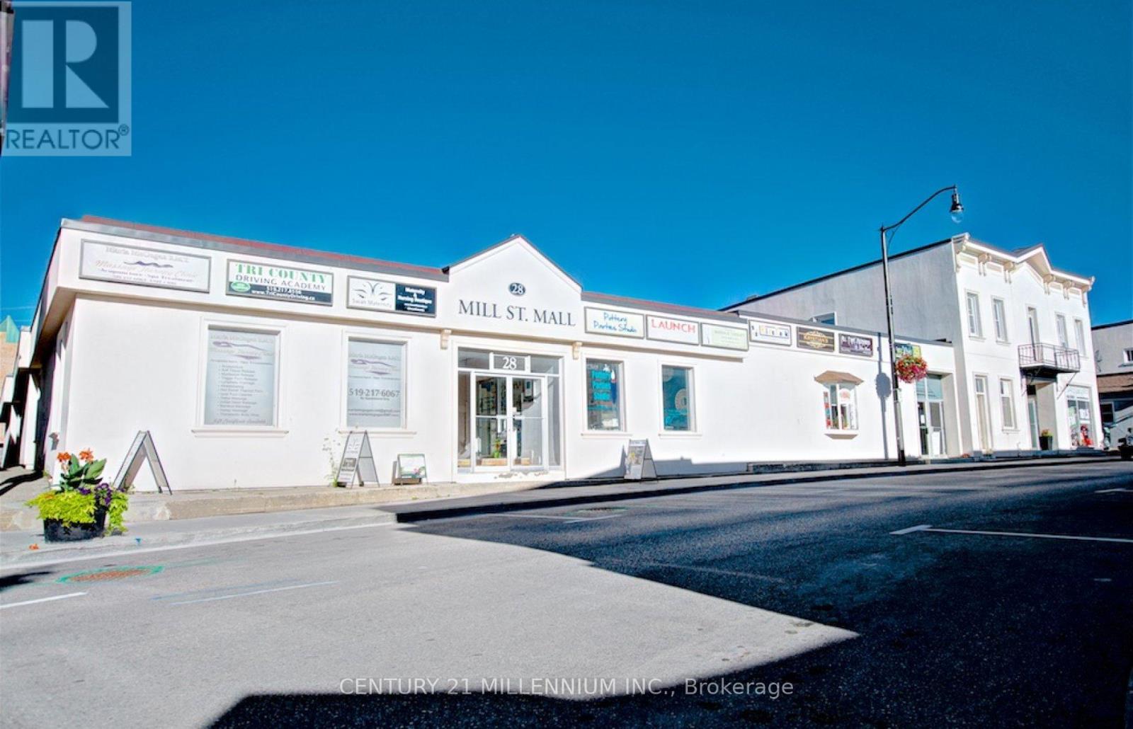 102 - 28 Mill Street, Orangeville, Ontario  L9W 2M3 - Photo 3 - W12754806